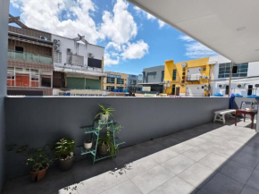 Shoreline Guesthouse 海岸线客栈
